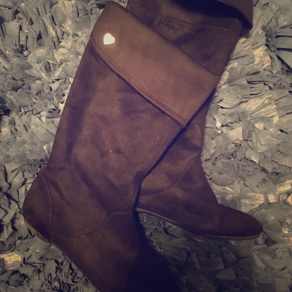 4/10$! Kids boots